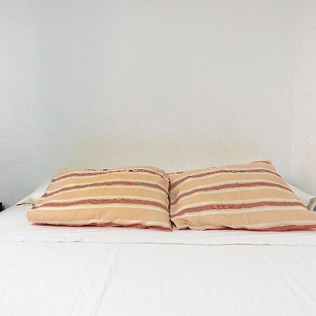 Rooms Young People Only, Soho Citycenter Malaga Exterior photo